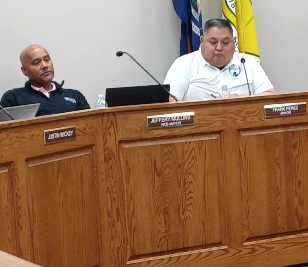 Mullins Asks Perez To Step Down As Sturgis Mayor